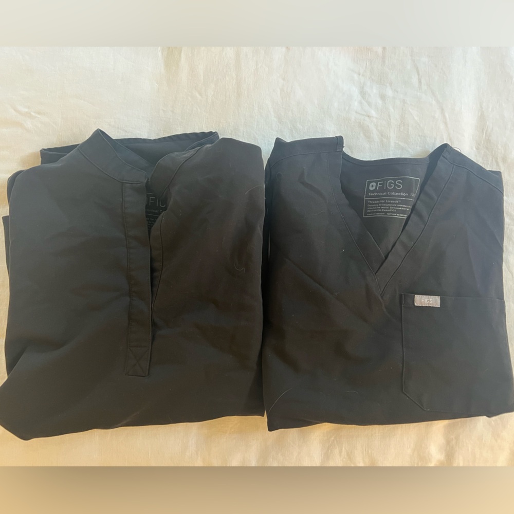 Figs Black Scrub Tops Bundle